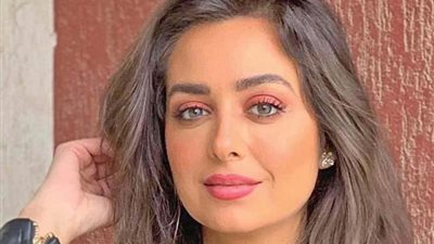 هبة مجدي تروّج لـ المداح 2 بالكاجوال الراقي