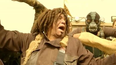 «الرجل السخيف».. تنمر وسخرية من رامز جلال على سليمان عيد في 