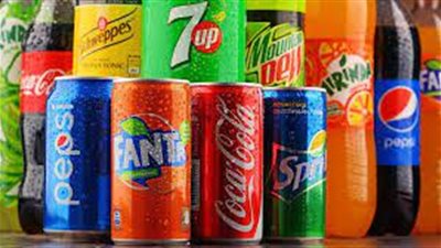 «سمنة وسكر».. 4 أضرار للمشروبات الغازية في مائدة الإفطار على أطفالك