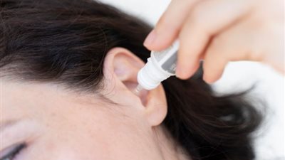 فتاوى رمضان| «الإفتاء»: قطرة الأذن مفطرة وتفسد الصيام في هذه الحالة