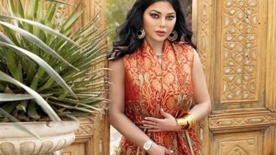 هيفاء وهبي حشمة بألوان الربيع في رمضان 2022| صور