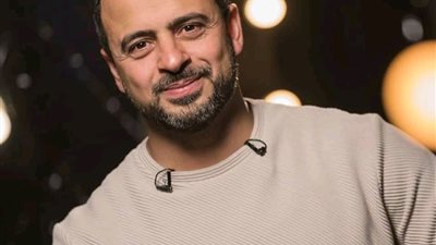 مصطفى حسني: صاحب قناع اللوام دايمًا جاهز بالعتاب.. فيديو