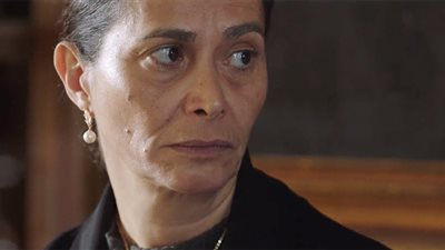 «كوافيرة الرقة» دارينا الجندي خطفت القلوب بأدائها في بطلوع الروح