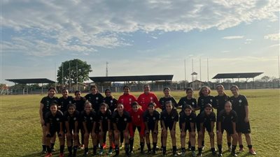 اتحاد الكرة يُحفز منتخب الناشئات قبل مواجهة نيجيريا