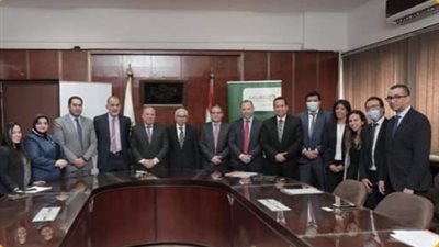 توقيع قرض بين بنكي الأهلي المصري والزراعي مع 