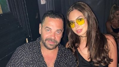 كيد نسا.. نيكول سعفان تنشر صورها مع طارق العريان في عيد ميلاد أصالة