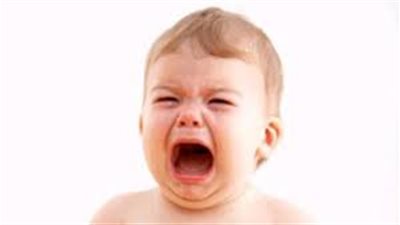 للأمهات.. 3 علامات تكشف سبب بكاء طفلك الرضيع  