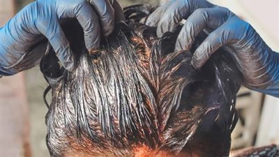 تفسير رؤيا وضع الحناء على الشعر في المنام وعلاقتها بأخبار سارة قريبة