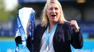 إيما هايز مدربة تشيلسي.. كتبت التاريخ في عالم الكرة النسائية