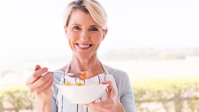 نصائح ذهبية للحفاظ على الوزن في مرحلة انقطاع الطمث