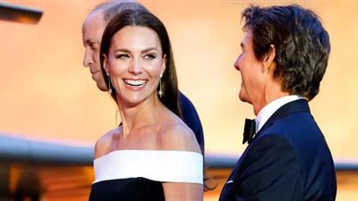 «إطلالة ملكية ومأزق».. كيت ميدلتون تسرق الأنظار وتوم كروز يكسر البروتوكول بشهامة