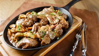 طريقة عمل «كمونية كبدة الفراخ» على سفرة الغداء اليوم