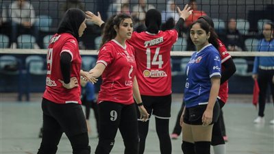 سيدات طائرة الأهلي يختتم استعداداته لمواجهة قرطاج في نصف نهائي أفريقيا.. فيديو