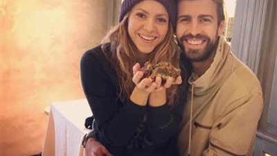 التفاصيل الكاملة لانفصال شاكيرا وبيكيه.. قصة حب عنيفة انتهت بالخيانة| صور