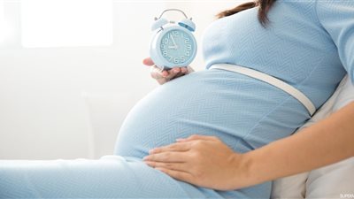 يوميات حامل| مشروبات تُساعد على إنزال بطن الولادة في وقت قصير