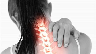 دينا أبو السعود تكشف عن أضرار تناول المياه الغازية على صحة الإنسان