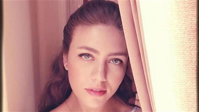 «عضها في منطقة حساسة».. رحمة حسن في المستشفى بسبب عضة كلب