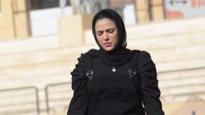 رباب الهواري.. أول مراقب ملاعب لكرة القدم من الصعيد 