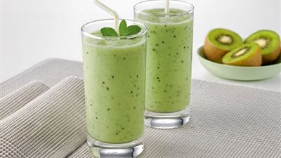 «مشروبات صيفية منعشة» طريقة تحضير عصير الكيوي