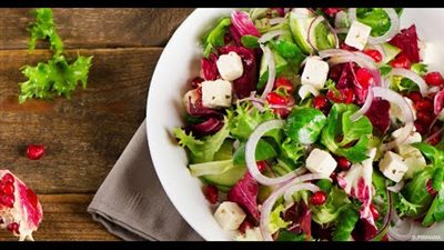 طريقة عمل سلطة الجرجير.. «حلوة ومفيدة في الصيف»
