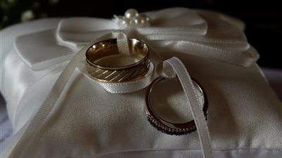 الأزهر يُطلق مبادرة لتقليل تكاليف الزواج: «إلغاء شهر العسل وسيشن التصوير»