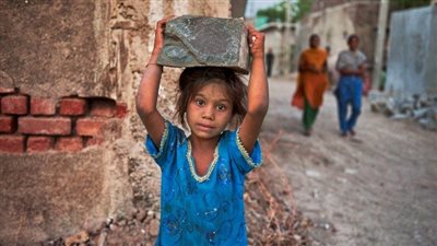 في اليوم العالمي لمكافحة عمل الأطفال.. مليون «بلية» في الوطن العربي