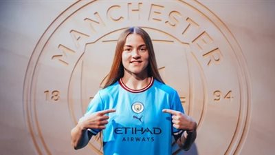 مانشستر سيتي يُجدد تعاقد مهاجمته جيس بارك حتى 2026