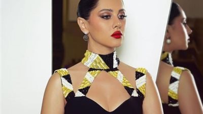 بالأسود اللامع.. ياسمين رئيس تتألق بإطلالة راقية 