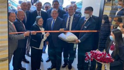 البنك الأهلي يعيد افتتاح فرع 