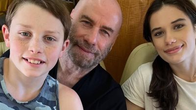 أشهرهم «جون ترافولتا».. شاهد كيف احتفل الآباء المشاهير ونجوم العالم بعيد الأب| صور