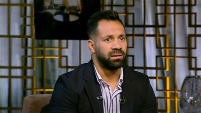 مبروك عطية يستنكر ما قالته ابنة «حسني عبد ربه» عن أبيها قائلًا: إلهي تركعي من الذل أنتِ وأمك