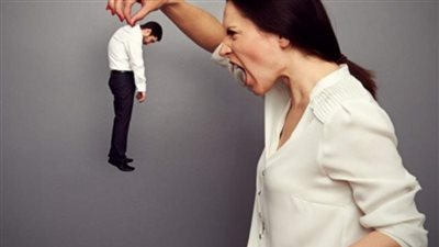 «على طريقة كلاي» زوجة تقتل زوجها بلكمة قوية بالوجه في المرج