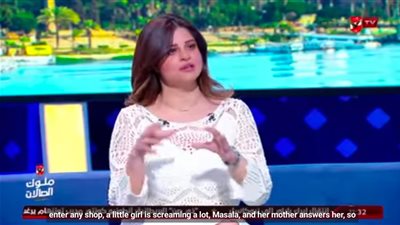 دينا أبو السعود تكشف عن الفيتامينات اليومية اللازمة للجسم| فيديو