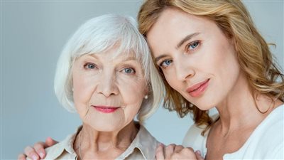 الحكيمة والكاجوال.. استشاري العلاقات تكشف عن أنواع الحموات وكيفية التعامل معهن