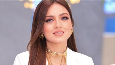 «هخليكي عبرة».. ياسمين عز تقاضي متابعة على إنستجرام بعد تعليقات مسيئة