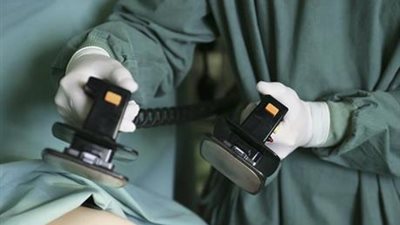 مات ورجع.. تفاصيل إنعاش مريض بعد توقف قلبه لمدة 35 دقيقة| فيديو