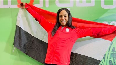 مايا مرسي تهنئ 