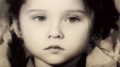 أبرزهم «شيرين وشريهان وتامر حسني وهنا الزاهد».. صور مفاجأة للنجوم في طفولتهم