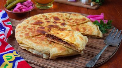 طريقة عمل «صينية الرقاق باللحمة» على سفرة عيد الأضحى 