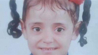 تفاصيل غرق الطفلة رقية بالمحلة.. والأهالي يشيعون جثمانها 