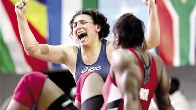 سمر حمزة تهزم لاعبة ألمانيا في بطولة الرانك الدولية للمصارعة