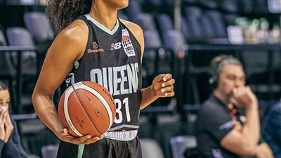 الأهلي يضم الأمريكية «جيمي نارد» لدعم فريق سيدات السلة بالقلعة الحمراء