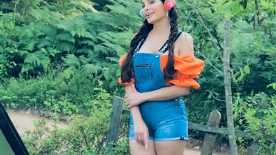 بالفيديو والصور.. «احتفالا بالعيد» دومينيك حوراني تطرح فيديو كليب «خروفي»