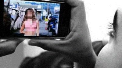 حكاية كوافيرة وزوجها صورا فتاة عارية 