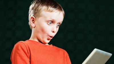 بعد بثها «أنيمشن».. تعرف على تأثير مشاهد المثلية الجنسية على الأطفال