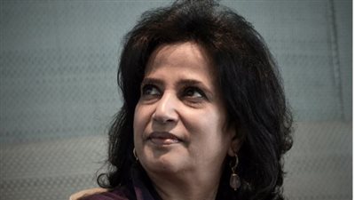 فيديو| بعد إقالتها.. وداع بالدموع للوزيرة البحرينية مي آل خليفة