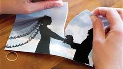 زوجة أمام محكمة الأسرة: اخلعوني من زوجي الصامت