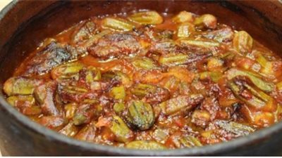 طريقة عمل ألذ طاجن بامية باللحمة في الفرن