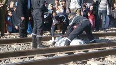 مصرع شاب تحت عجلات قطار.. وانهيار أسرته