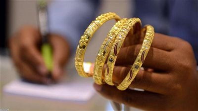 اعترافات سارقة الذهب من سيدة في الأميرية 